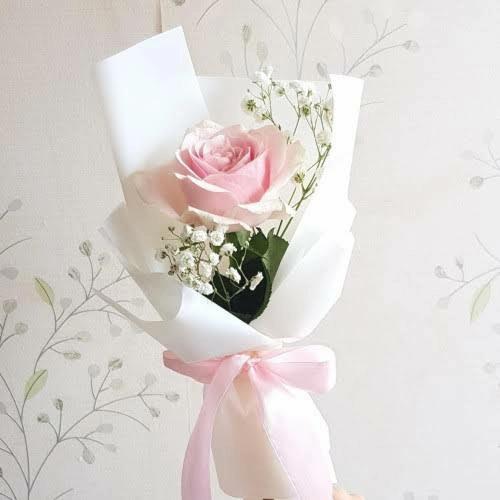 Colorful birthday flower bouquet from a Buffalo Grove florist